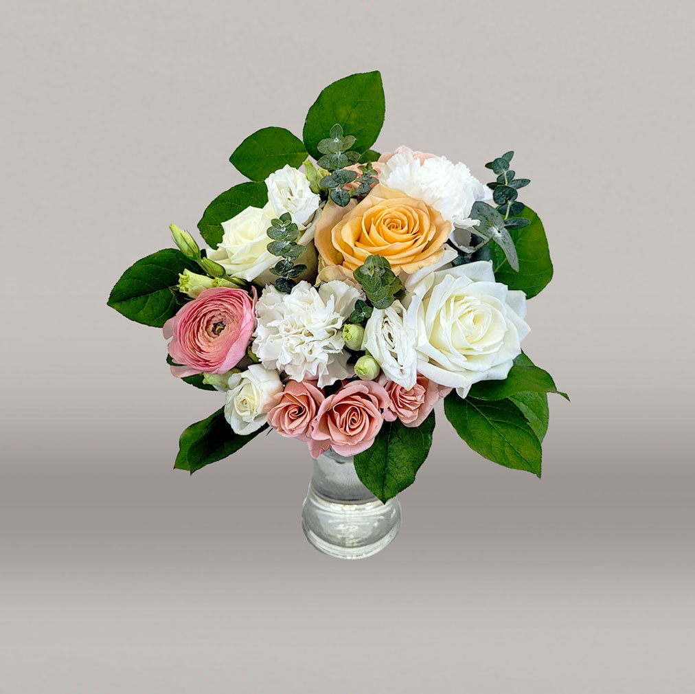 bulk wedding flowers bride's bouquet apricot cream