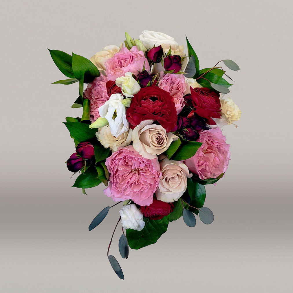 bulk wedding flowers bride's bouquet warm red cream
